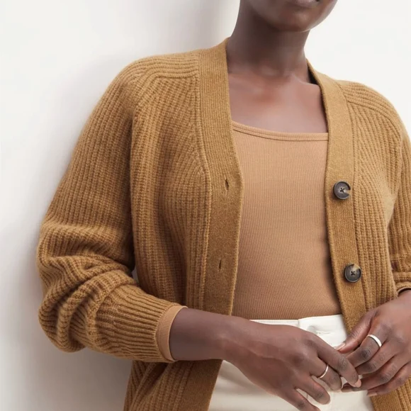 NWOT Everlane The Felted Merino Cardigan  in Deep Camel. Size XS (Oversized) - Picture 2 of 10